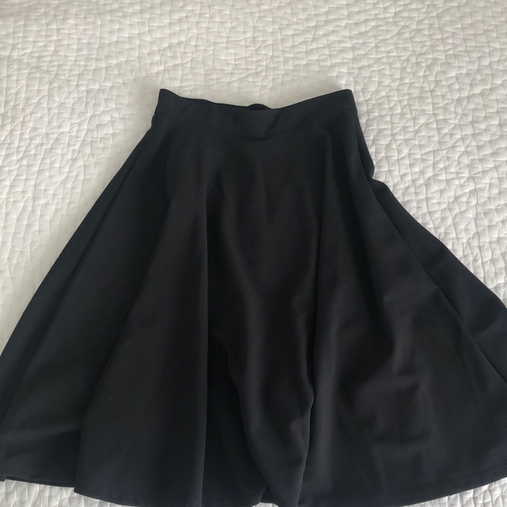 Black swing skirt, retro, circle skirt, Sz M, NWT
